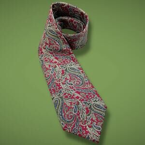 1970's Vintage Halston Red Navy Blue Paisley Silk Wide Necktie Tie Prep Academia